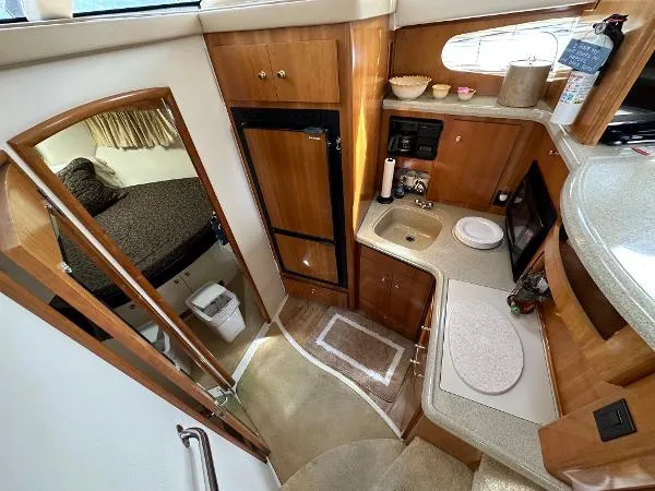 Slide: The Image of Carver Yachts 36 Aft Cabin 2002 - 8