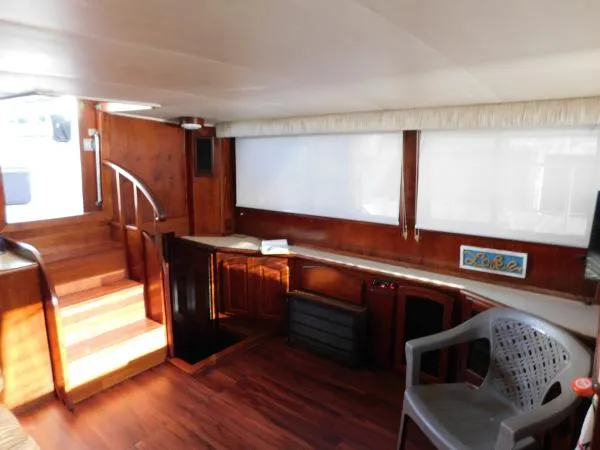 Slide: The Image of Californian 42 Motor Yacht 1987 - 1