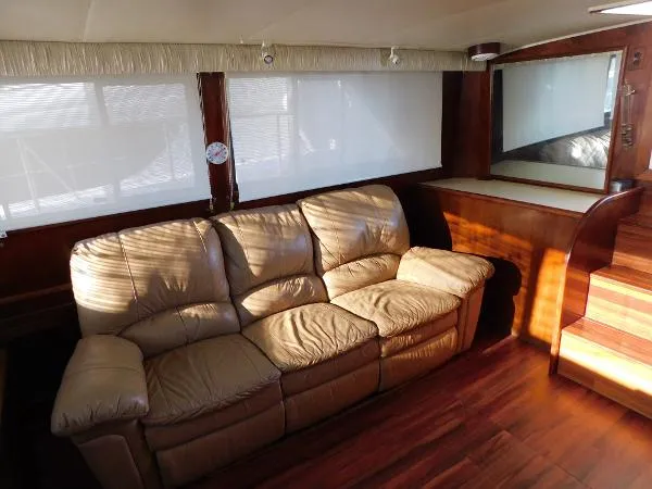 Slide: The Image of Californian 42 Motor Yacht 1987 - 3