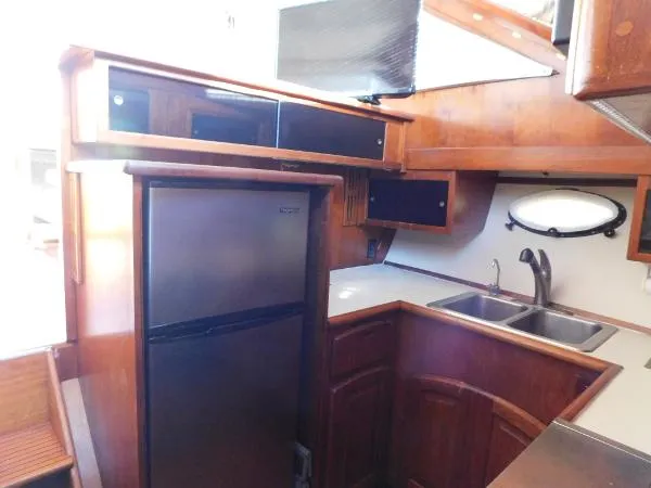 Slide: The Image of Californian 42 Motor Yacht 1987 - 8