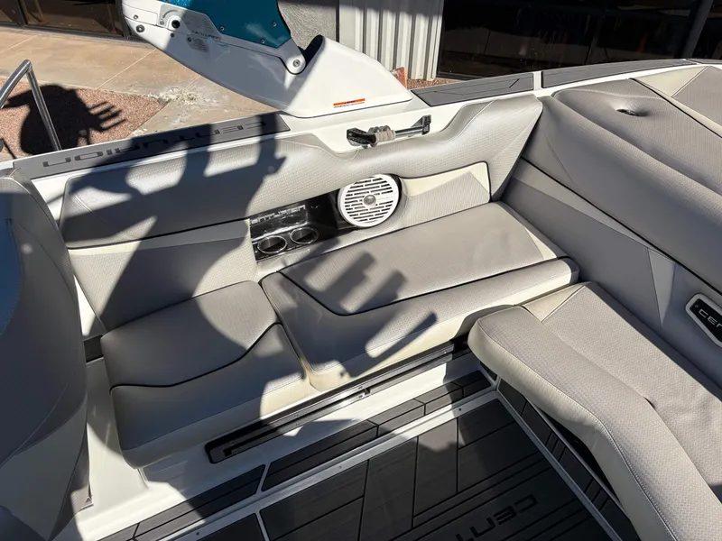 Slide: The Image of Centurion Vi22 2020 - 10