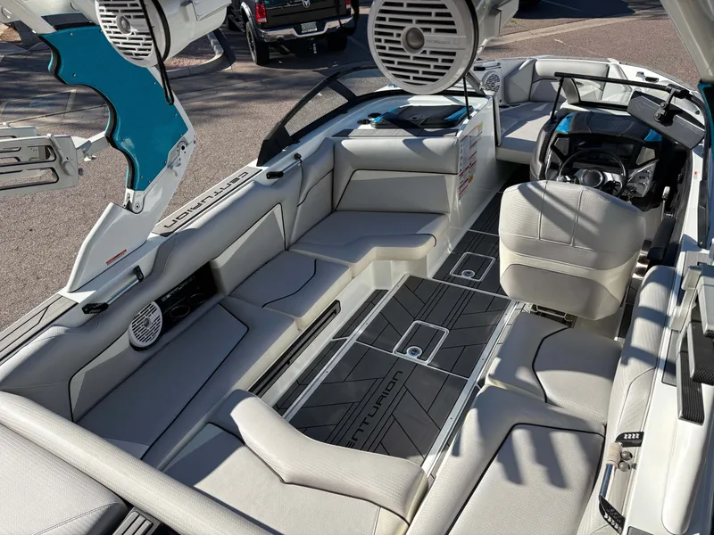 Slide: The Image of Centurion Vi22 2020 - 7