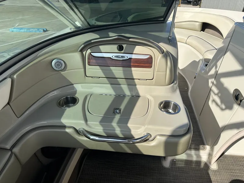 Slide: The Image of Sea Ray 220 Select 2005 - 25