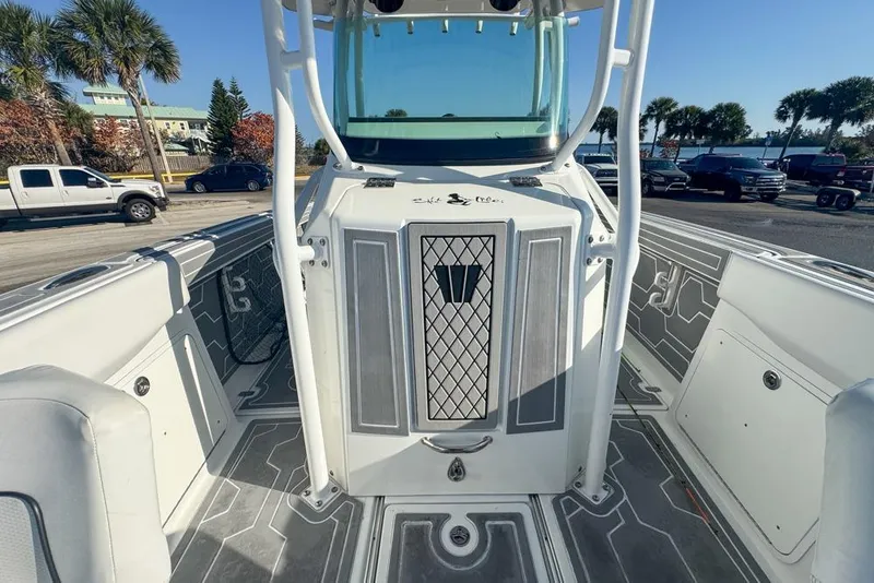 Slide: The Image of 2021 Wellcraft 262 Fisherman boat interior with modern design and spacious deck. - 73