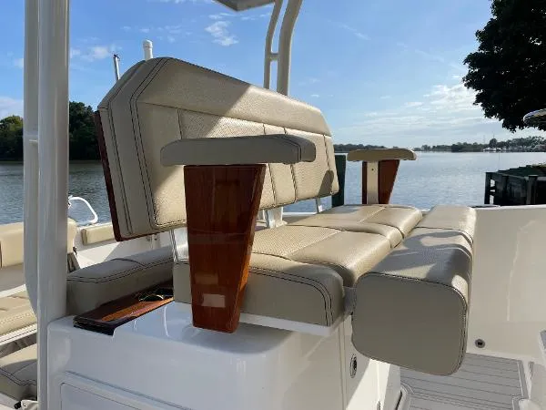 Slide: The Image of Pursuit S 288 Sport 2019 - 1