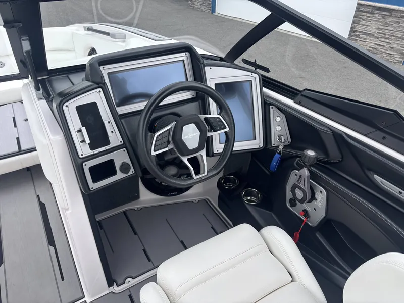 Slide: The Image of Supra SA 450 2022 - 14