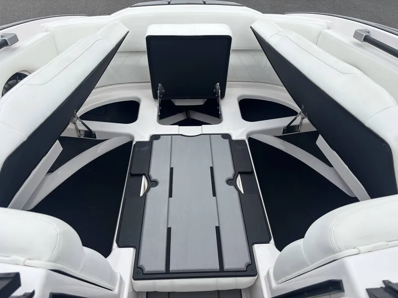 Slide: The Image of Supra SA 450 2022 - 23