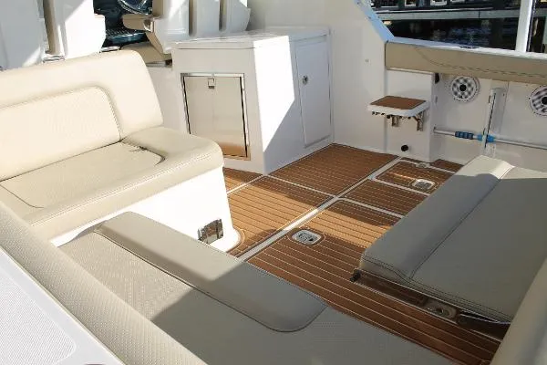 Slide: The Image of Pursuit DC 325 Dual Console 2018 - 8