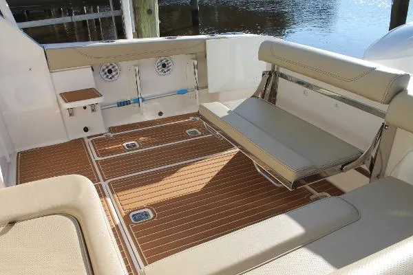 Slide: The Image of Pursuit DC 325 Dual Console 2018 - 9