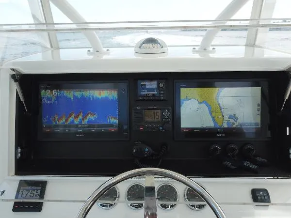 Slide: The Image of SeaVee 39 Z 2018 - 8
