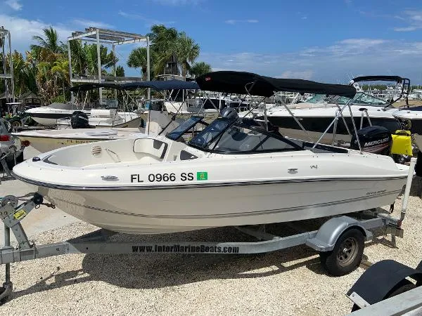 Slide: The Image of Bayliner VR4 OB 2019 - 1