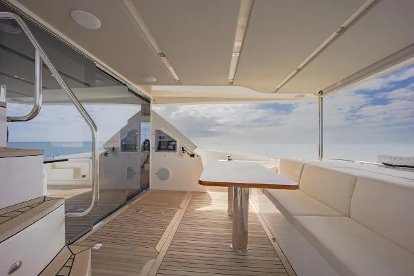 Slide: The Image of Absolute 60 Fly 2018 - 5