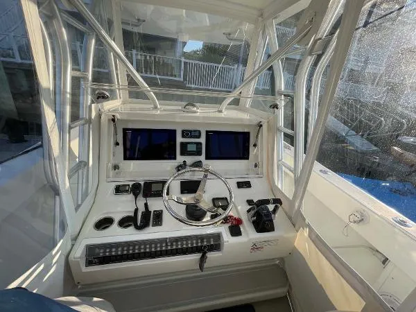 Slide: The Image of SeaVee 370z 2016 - 6