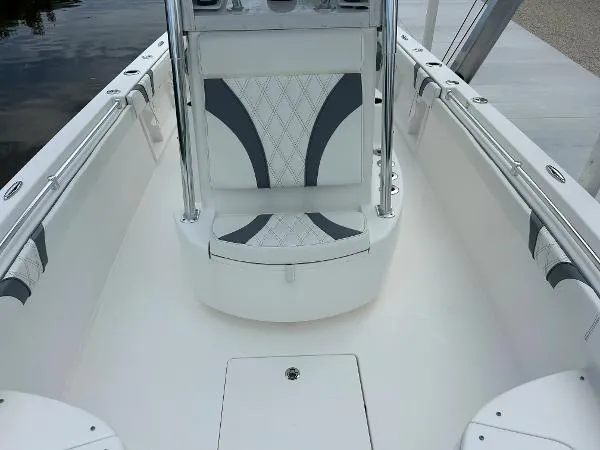 Slide: The Image of Contender 24S 2019 - 8