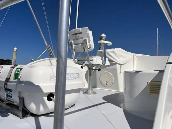 Slide: The Image of Duffy 35 Downeast Flybridge 1994 - 8