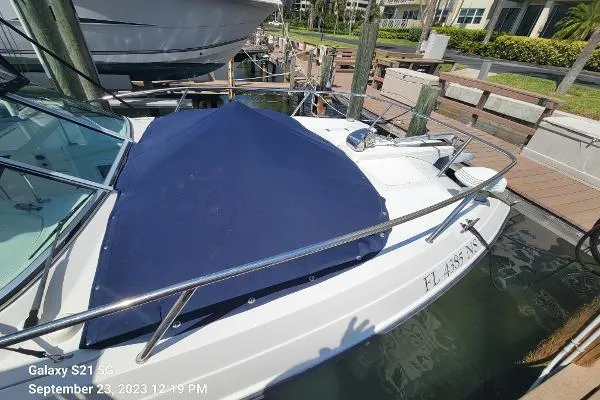 Slide: The Image of Glacier Bay 2640 Renegade 2007 - 3