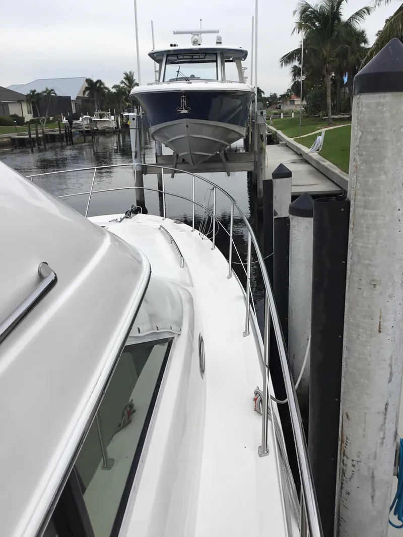 Slide: The Image of Sea Ray 420 Aft Cabin 1999 - 11