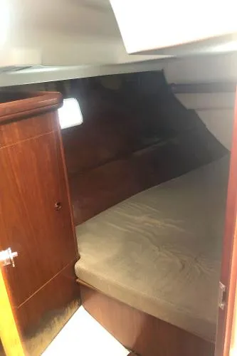 Slide: The Image of Beneteau 361 2001 - 11