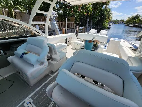 Slide: The Image of Robalo 317dc 2018 - 3