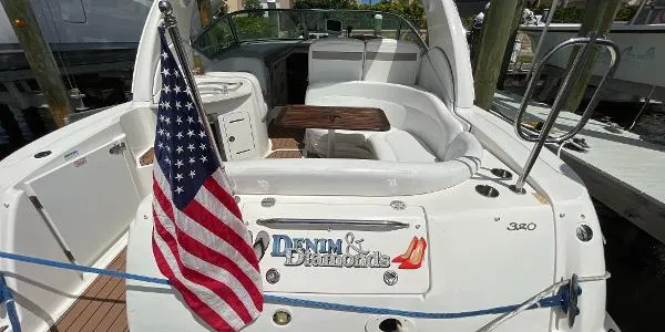 Slide: The Image of Sea Ray 320 2006 - 8