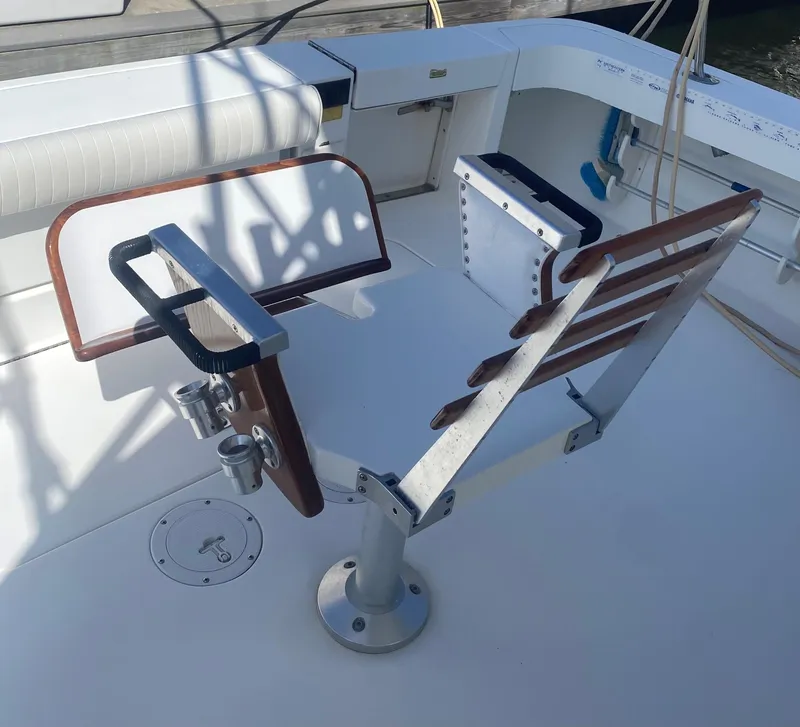 Slide: The Image of Sea Ray Sport Fish 370 1999 - 10