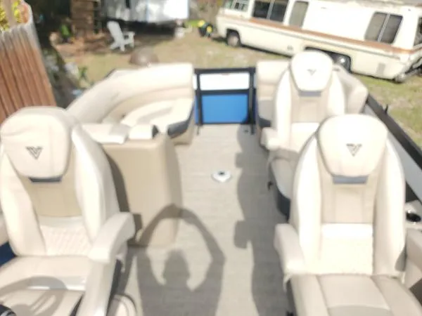Slide: The Image of Viaggio Diamante D26T 2023 - 8