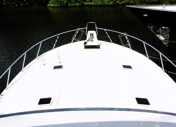 Slide: The Image of Bertram 60 Convertible 2000 - 9