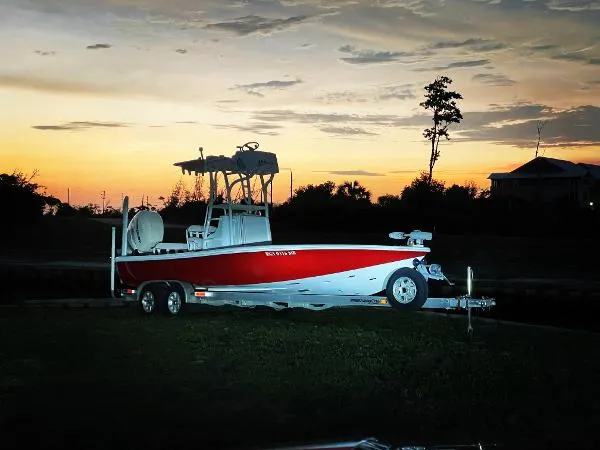 Slide: The Image of Yellowfin 24 Bay 2015 - 1