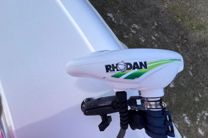 Slide: The Image of White Rhodan trolling motor on 2004 Yellowfin 36 Offshore boat deck. - 55