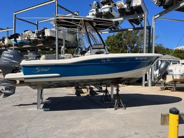 Slide: The Image of Scout 222 Sportfish 2008 - 0
