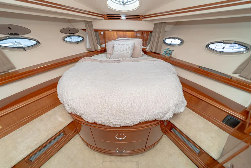 Slide: The Image of Carver Yachts 570 Voyager Pilothouse 2003 - 54