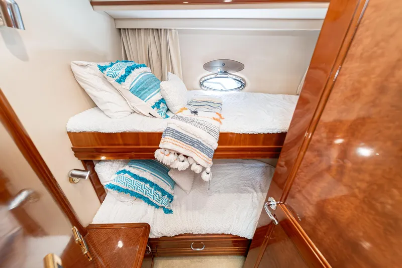 Slide: The Image of Carver Yachts 570 Voyager Pilothouse 2003 - 56
