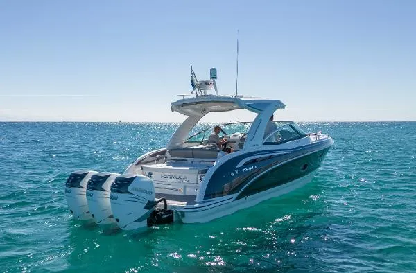 Slide: The Image of Formula 350 Crossover Bowrider 2019 - 2