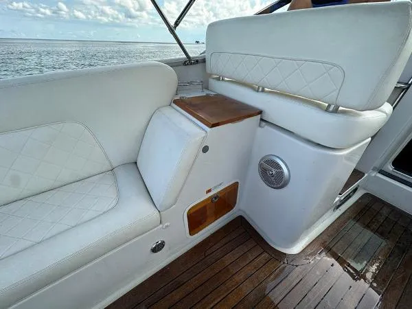 Slide: The Image of Chris-Craft Corsair 33 Heritage Edition 2007 - 11
