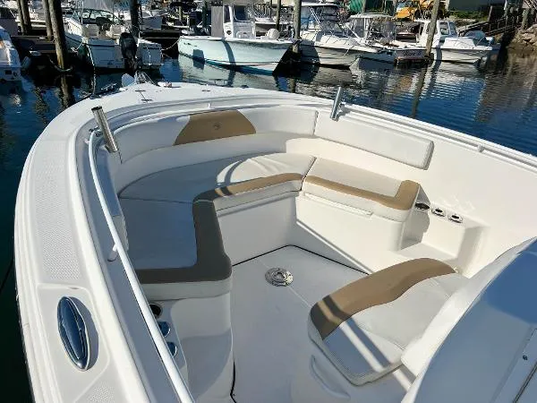 Slide: The Image of Edgewater 280CC 2017 - 5