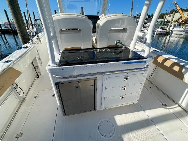 Slide: The Image of Edgewater 280CC 2017 - 7