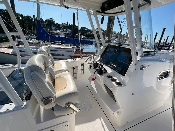 Slide: The Image of Edgewater 280CC 2017 - 9