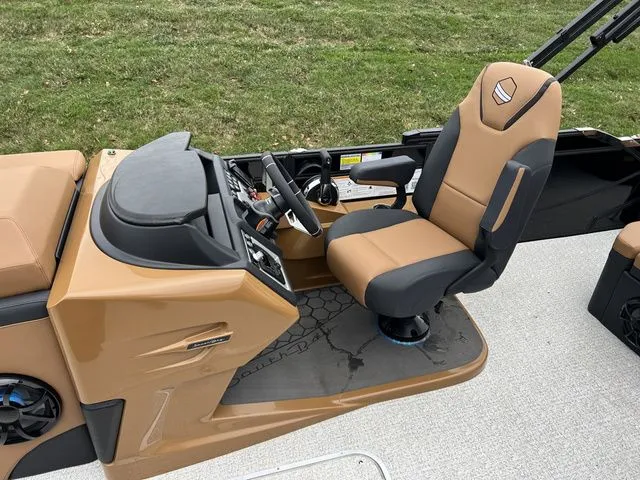 Slide: The Image of South Bay 523 ULE 3.0+ 2025 - 10