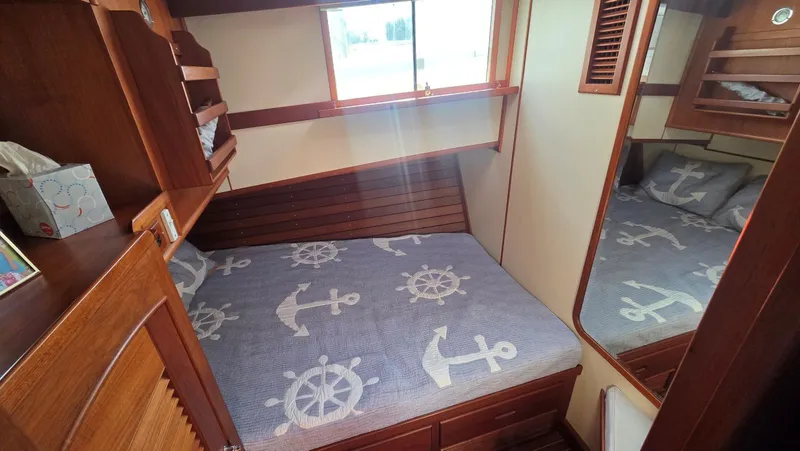 Slide: The Image of Interior of 1997 Grand Banks 49 Classic yacht cabin. - 44