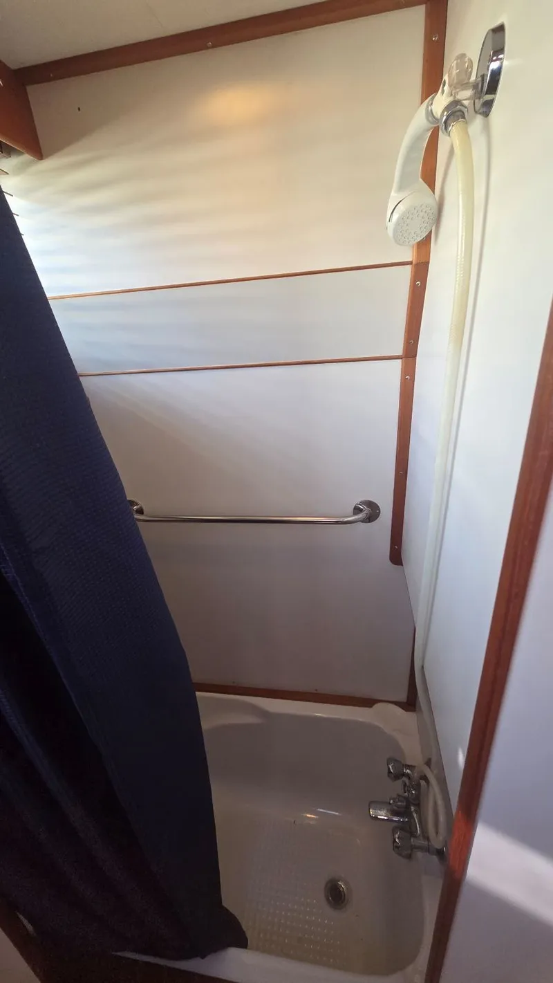 Slide: The Image of Shower in Grand Banks 49 Classic boat, year 1997. - 49