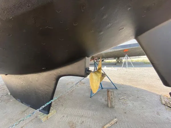 Slide: The Image of Endeavour 40 Sloop 1981 - 5