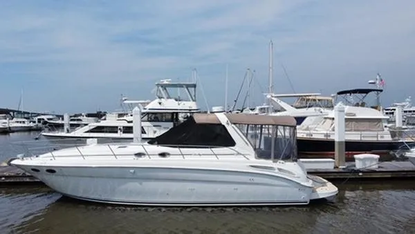 Slide: The Image of Sea Ray Sundancer 380 1999 - 1