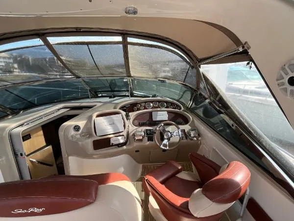 Slide: The Image of Sea Ray Sundancer 380 1999 - 9