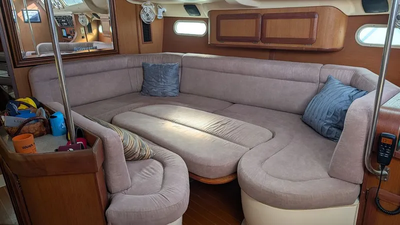 Slide: The Image of Hunter 430 1998 - 8