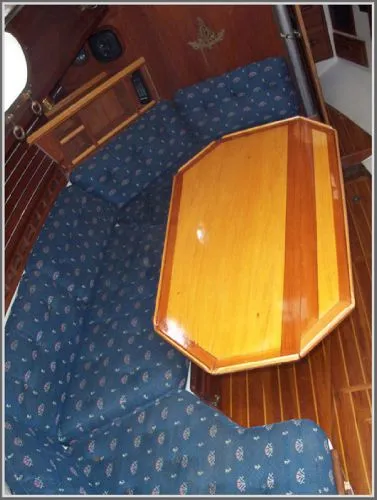 Slide: The Image of Pacific Seacraft Orion 27 1980 - 3