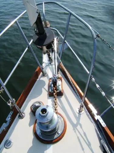 Slide: The Image of Tartan Sloop 1989 - 5