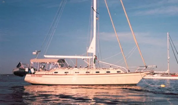 Slide: The Image of Island Packet 420 2000 - 0