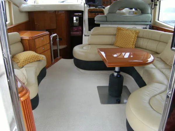 Slide: The Image of Azimut 42 2004 - 7