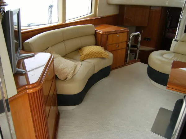 Slide: The Image of Azimut 42 2004 - 9