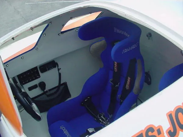 Slide: The Image of Skater / Douglas Marine 368 Race Cat Lite 2005 - 6